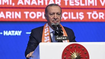 S&ouml;z&uuml;m&uuml;z&uuml; Tuttuk: İmkansızı Başardık