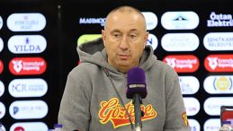 Stanimir Stoilov: "Ligin en iyi takımlarından birine karşı &ouml;nemli galibiyet aldık"