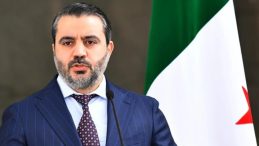 Suriye Dışişleri Bakanlığı: 'Humus'ta camiye d&uuml;zenlenen ter&ouml;r saldırısını şiddetle kınıyoruz