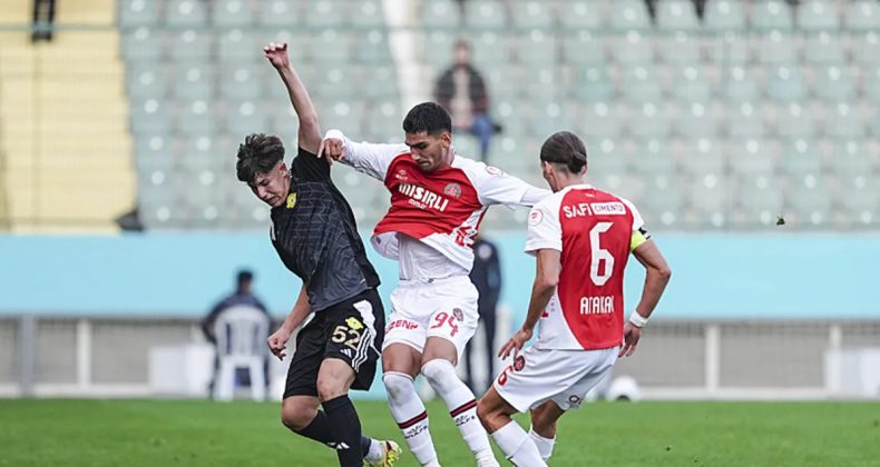 S&uuml;per Lig'in İlk Yarısında Kaleler 11 Kez Şaştı