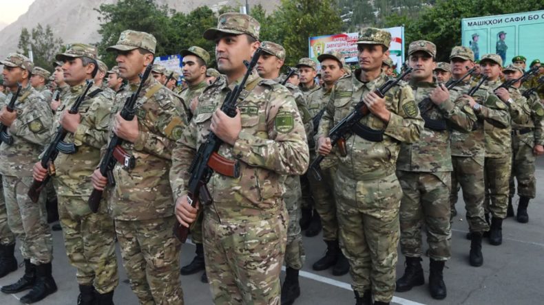 Tacikistan-Afganistan Sınırında Şiddetli &Ccedil;atışma: G&uuml;venlik Kuvvetleri ile Silahlı Gruplar Karşı Karşıya