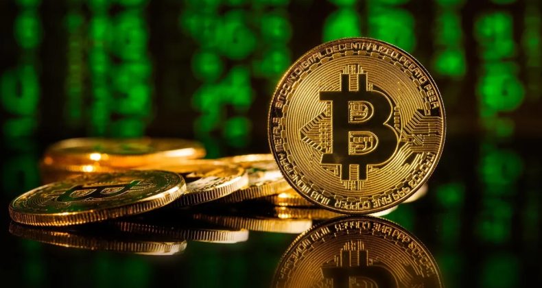 Tatil Öncesi Bitcoin'de Türev Baskısı