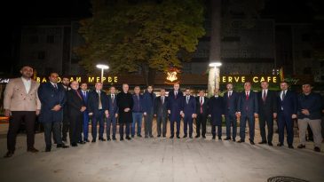 TBMM Başkanı Kurtulmuş, Duşanbe'de T&uuml;rk İş İnsanlarıyla Bir Araya Geldi