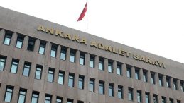 TBMM'de Stajyer &Ouml;ğrenciye Cinsel İstismar İddiası: 4 Kişi G&ouml;zaltında