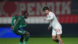 Trabzonspor Sağ Bek Transferinde Yeni Bir Y&ouml;ne Gidiyor!