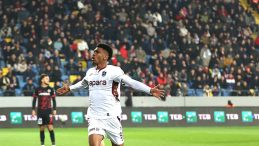 Trabzonspor'un Golleri Onuachu, Augusto ve Mu&ccedil;i ile Geliyor