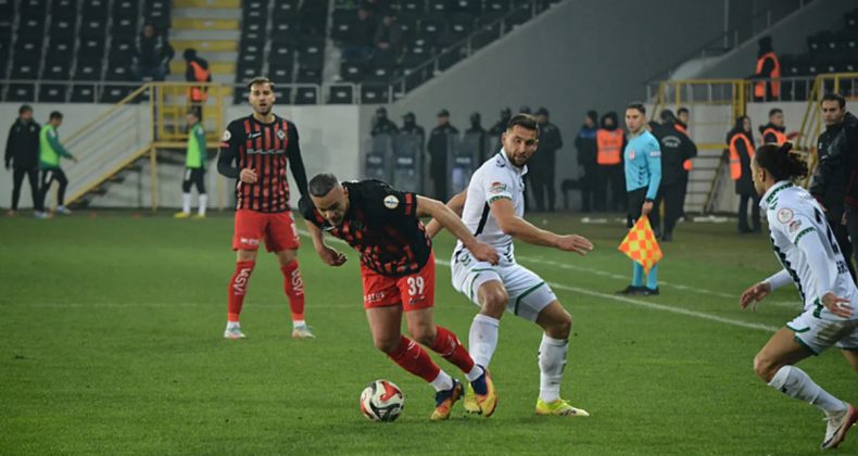 Trendyol 1. Lig: &Ccedil;orum FK, Sakaryaspor'u mağlup etti!