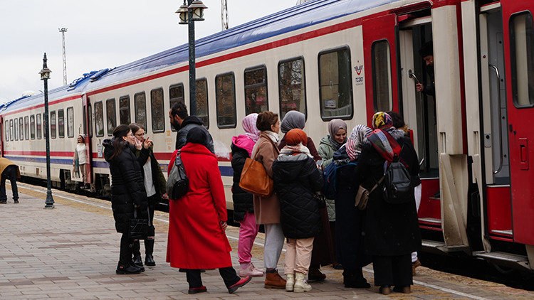 Turistik Doğu Ekspresi ilk seferine hazırlanıyor | İşte bilet fiyatları