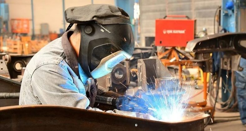 Ücretli Çalışan Sayısında Yıllık Yüzde 1,0 Artış