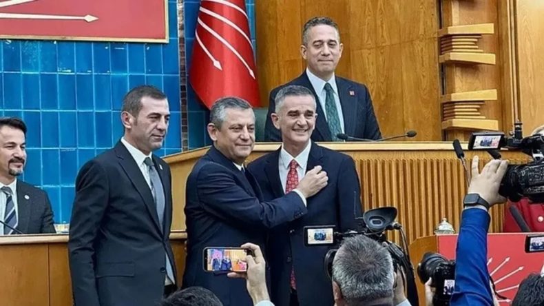 &Uuml;mit Dikbayır'ın A&ccedil;ıklamaları G&uuml;ndem Oldu: CHP İ&ccedil;inde K&uuml;rt Kimliği Tartışması