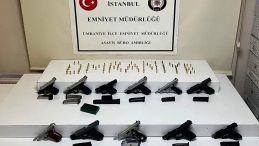 &Uuml;mraniye'de Sokak Su&ccedil;ları ile M&uuml;cadele! Silah Ticareti Yapan Şahıs Yakalandı