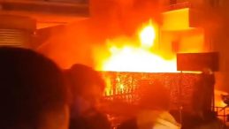 &Uuml;mraniye'de İş Yerinde Yangın Meydana Geldi! Ekipler Olay Yerinde