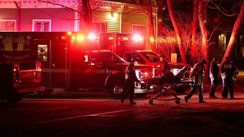 &Uuml;niversitede Dehşet: 2 &Ouml;l&uuml;, 9 Yaralı