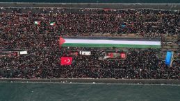 &Uuml;niversitelerde Galata'daki Gazze Y&uuml;r&uuml;y&uuml;ş&uuml;ne Destek