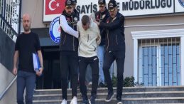 &Uuml;sk&uuml;dar'da Otel ve Eve Silahlı Saldırı Ger&ccedil;ekleştiren İki Ş&uuml;pheli Tutuklandı