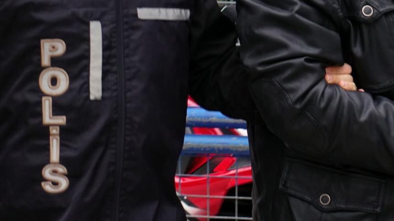 Uyuşturucu Soruşturmasında G&ouml;zaltına Alınan 7 Ş&uuml;pheli Adliyeye Sevk Edildi