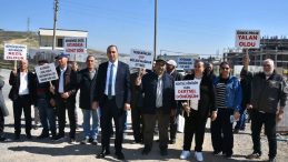 Uzundere Kentsel D&ouml;n&uuml;ş&uuml;m Mağdurlarından İZBB'ye &Ccedil;ağrı: Takvim A&ccedil;ıklayın