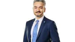 Vakıf Katılım&rsquo;dan Elektrikli Ara&ccedil; Şarj Harcamalarına %20 İade