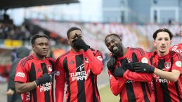 Vanspor FK, Hatayspor'u Farklı Ge&ccedil;ti!