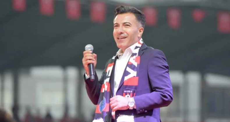 Vanspor Futbol Kul&uuml;b&uuml; Başkanı Erol Temel: Takımımı Kutluyorum
