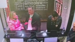 Yabancı Damat Dolandırıcılığında Yeni G&ouml;r&uuml;nt&uuml;ler: Yunan Eleni&rsquo;yi L&uuml;ks Restoranlarla Aldatmış!