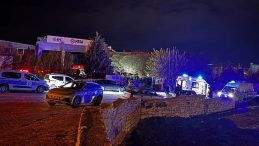 Yalıtım Fabrikasında Yangın: 16 Kişi Dumandan Etkilendi