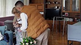 Yaşlı Kadınları Hedef Alan Dolandırıcı G&uuml;venlik Kamerasına Yakalandı