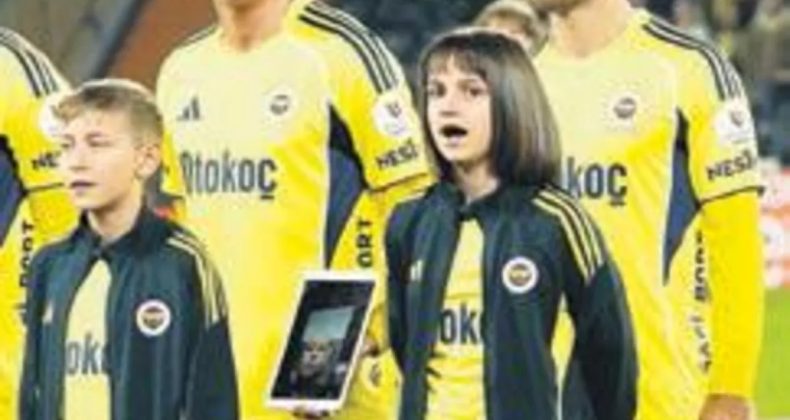 Yaz Yıldırım Maç Seremonisinde Yer Aldı