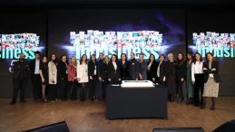 Yeşil D&ouml;n&uuml;ş&uuml;m İ&ccedil;in Ortak Yol Haritası! Turkuvaz Medya&rsquo;da S&uuml;rd&uuml;r&uuml;lebilirlik Liderleri &Ouml;d&uuml;llendirildi