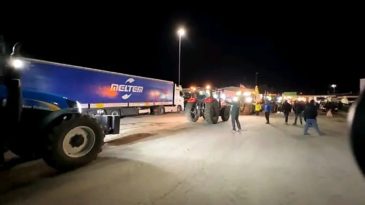 Yunan Tarım &Uuml;reticilerinin Protestosu İpsala Sınır Kapısı'nı Kapatma Noktasına Getirdi