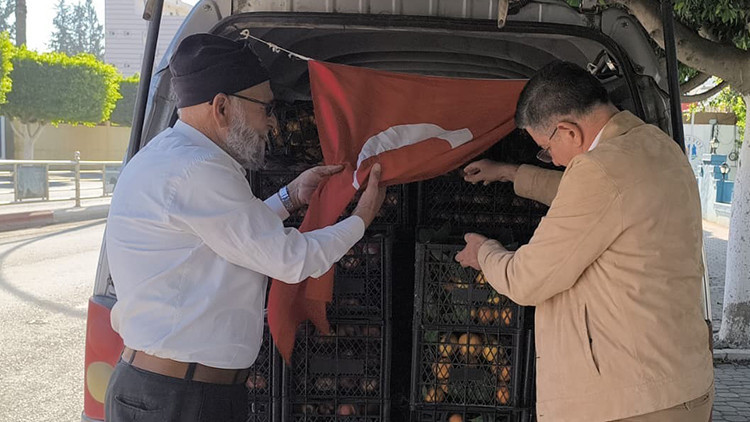 Y&uuml;reklere Dokunan İyilik Engel Tanımadı: Mehmet&ccedil;ik İ&ccedil;in Yola &Ccedil;ıktılar!