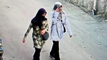 Y&uuml;zlerini Eşarpla Gizleyen Anne-Kız, Evlerden Altın ve Ziynet Eşyası &Ccedil;aldı