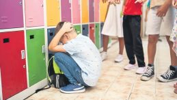 10 bin &ccedil;ocuğa akran zorbalığı eğitimi