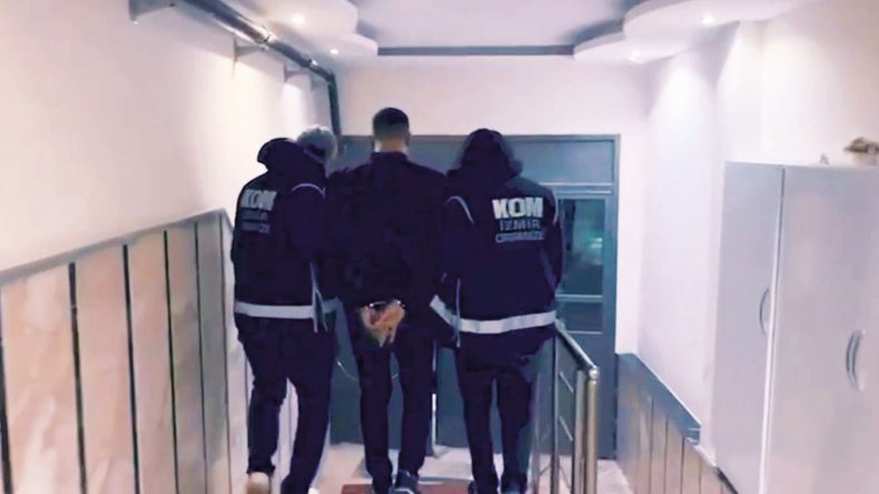 16 İlde FET&Ouml; Operasyonu