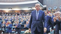 3 Vekil AK Parti'ye İltisak Etti