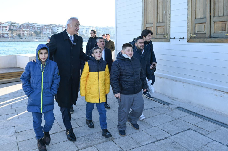 Kız Kulesi ve Çocuklar