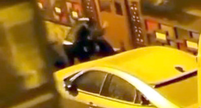 Sağlık Ekipleri Olay Yerinde