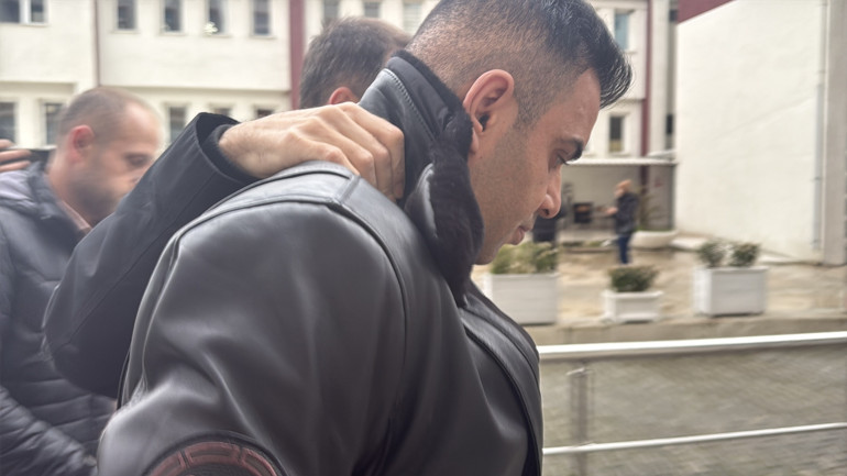 Güllü'nün kızı Tuğyan Ülkem Gülter