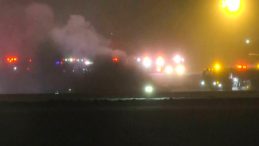 ABD&rsquo;de 8 Kişiyi Taşıyan U&ccedil;ağın Alevlere Doyduğu Anlar: Havalimanı Pisti Kapatıldı