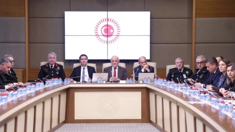 Adalet ve Emniyet&rsquo;ten T&uuml;rkiye&rsquo;nin Su&ccedil;a Karışan &Ccedil;ocuklar Raporu