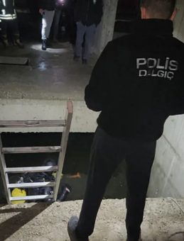 Adana'da Korkun&ccedil; Kaza: İnşaat Bodrumunda 2 Metre Derinliğinde Suya D&uuml;şerek Hayatını Kaybetti!