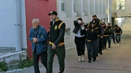 Adana'da Masaj Salonu Fuhuş Operasyonu: 14 G&ouml;zaltı!