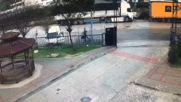 Adana'da Sokak Ortasında Silahlı Saldırı: Baba Yaralandı, Oğlu Hayatını Kaybetti!