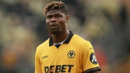 Agbadou ile Anlaşma Sağlandı, Sıra Wolverhampton'da