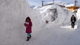 Ağrı'da Okulların Tatil Durumu Ne? 9 Ocak Cuma İ&ccedil;in Valilikten A&ccedil;ıklama Bekleniyor