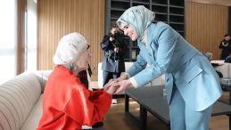 Aile Bakanı Mahinur &Ouml;zdemir G&ouml;ktaş: T&uuml;rkiye, Doğurganlık Oranında &Ouml;nemli Bir D&ouml;n&uuml;m Noktasını Ge&ccedil;miş Bulunuyor