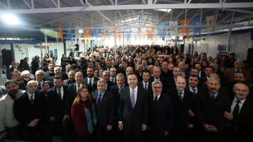 AK Parti Genel Başkan Yardımcısı Yayman: Depremzedeler İ&ccedil;in &Ccedil;alışmalarımız S&uuml;r&uuml;yor