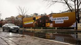 AK Parti İstanbul İl Başkanı Abdullah &Ouml;zdemir'den 'Senin Hayatından Gidiyor' Billboardlarına İlişkin Yalanlama