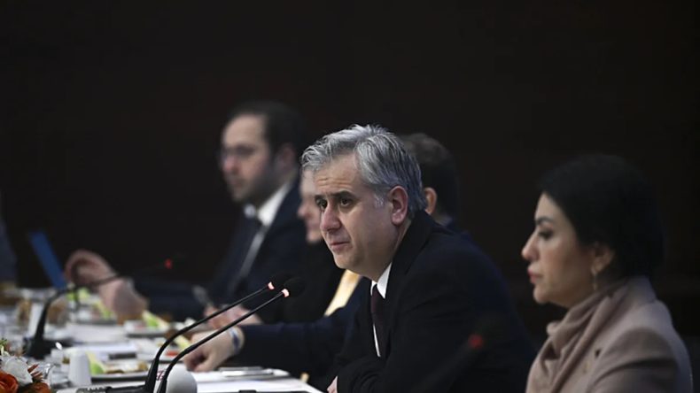 AK Partili Hasan Basri Yal&ccedil;ın'dan &Ouml;zg&uuml;r &Ouml;zel'e yanıt: CHP tabanı bile hoşnutsuz!