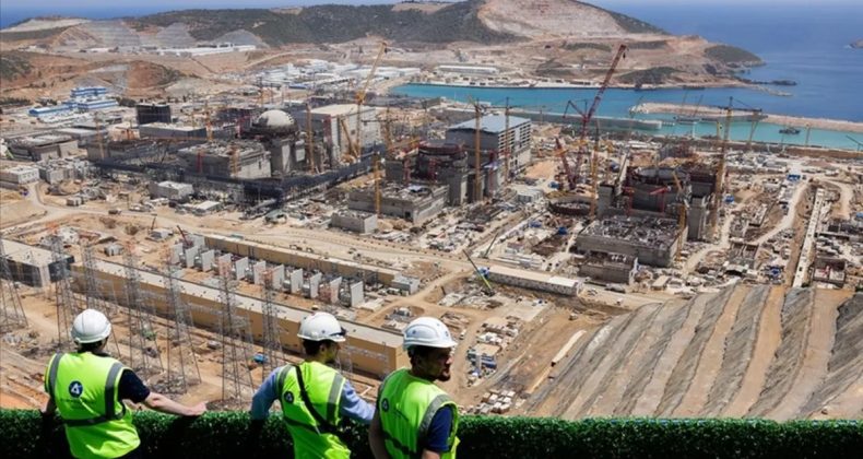 Akkuyu NGS'nin 2'nci G&uuml;&ccedil; &Uuml;nitesi'nde turbojenerat&ouml;r statoru kuruldu